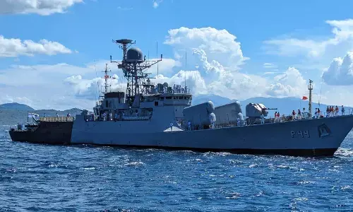 INS Kirpan arrives in Vietnam