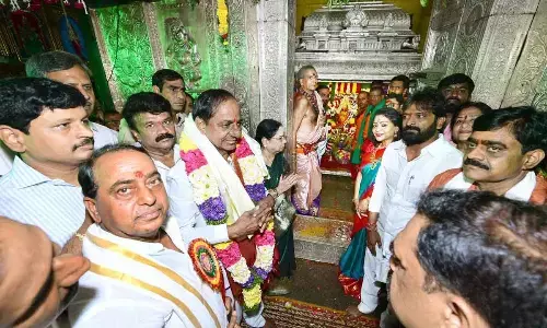 Colourful start to Bonalu in city