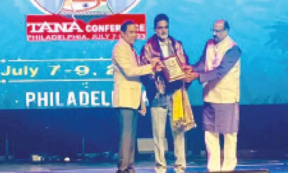 TANA confers Mahatma Jyotiba Phule Award on TSBCC chairman