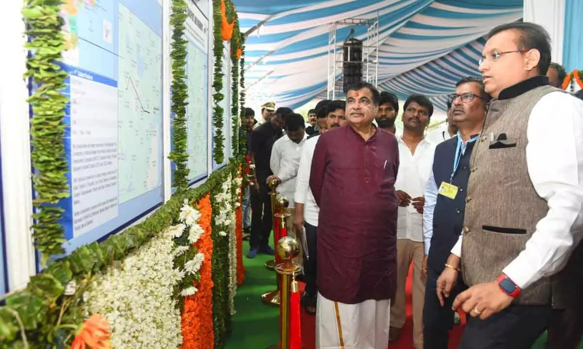 Nitin Gadkari laid foundation for three national highway projects