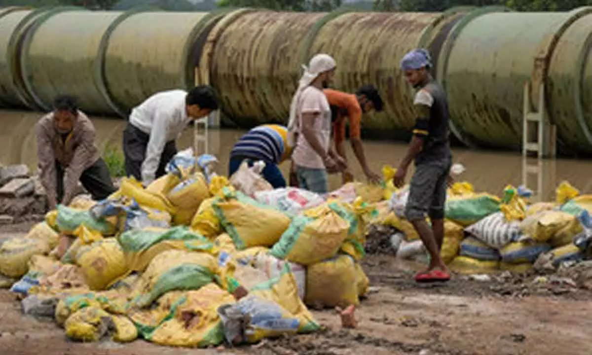 Delhi floods: Farmlands, shanties, shops inundated, evacuated people stare at bleak future