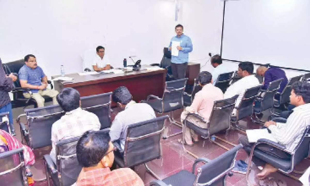 Ongole: Avail of new opportunities, Collector AS Dinesh Kumar tells coop societies