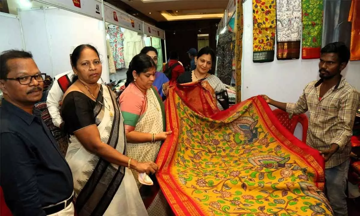 Visakhapatnam: Assorted organic weaves draw attention