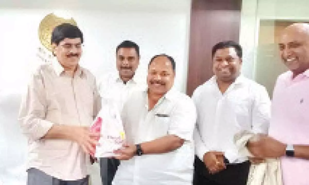 Mahabubnagar: JNTUH VC Katta Narasimha Reddy hailed for encouraging rural engineering colleges