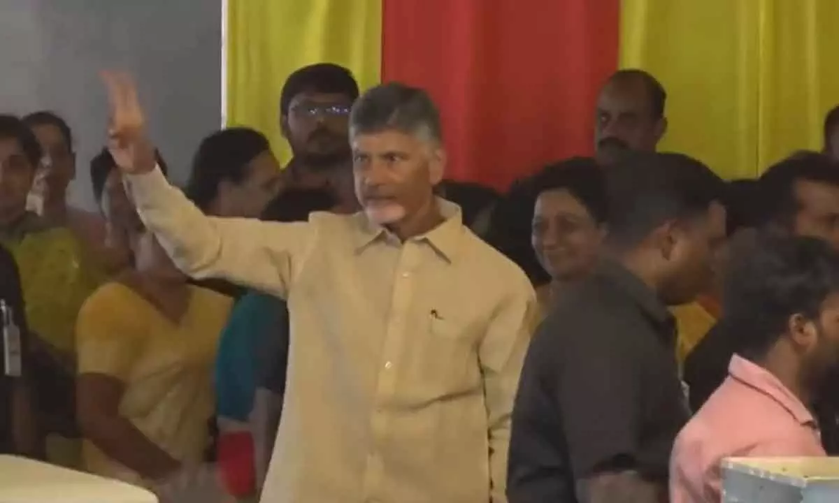 Chandrababu flags of Maha Shakti Rath Yatra to take manifesto into public