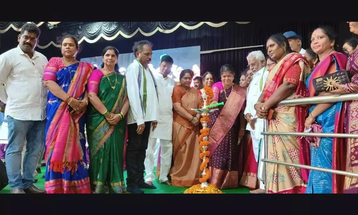 YSRCP regional coordinator Y V Subba Reddy and Mayor G Hari Venkata Kumari inaugurating Jagananna Mahila Mart stalls in  Visakhapatnam on Friday