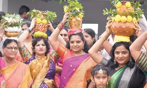 Kavitha asks NRIs to invest in Telangana