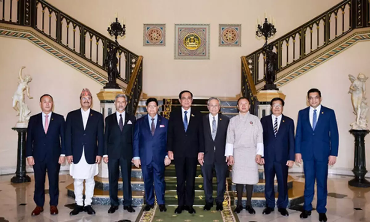Jaishankar meets Thai PM, conveys Modis greetings
