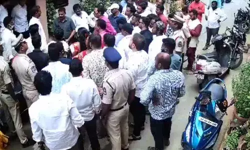 Hyderabad City BRS netas engage in flexi wars