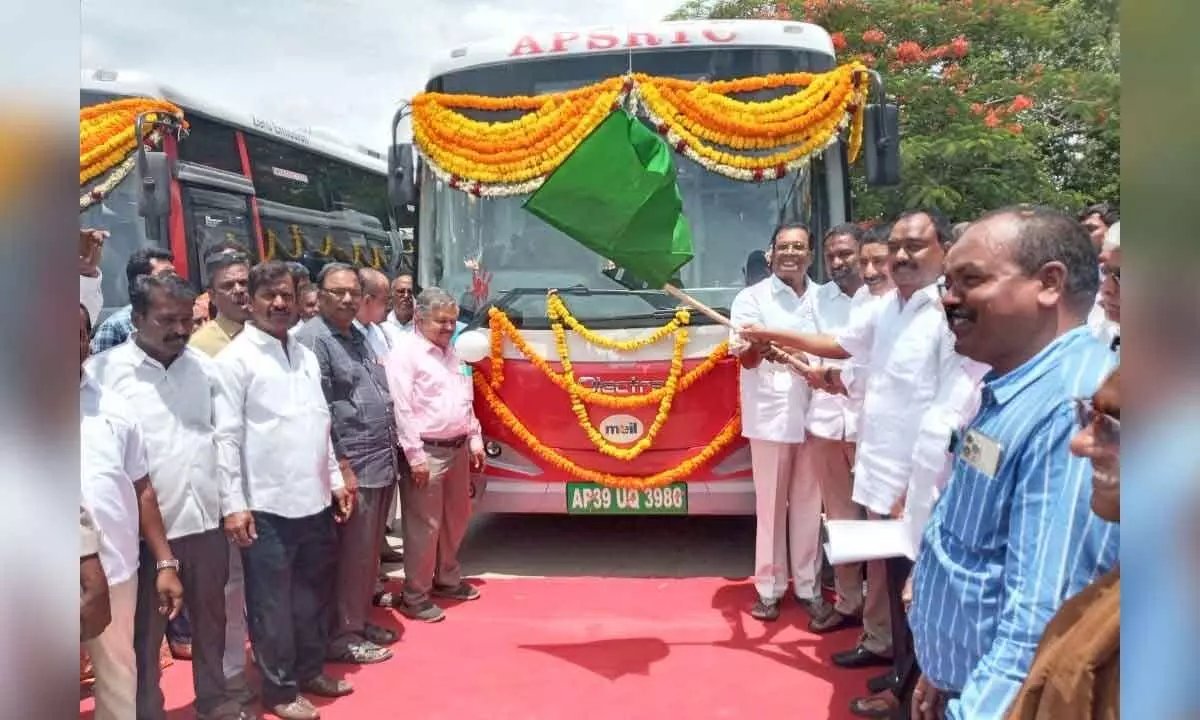APSRTC Chairman Mallikarjuna Reddy along with Madanapalle MLA Nawaz Basha flagging off AC electric bus service to Tirupati in Madanapalle bus depot on Monday.