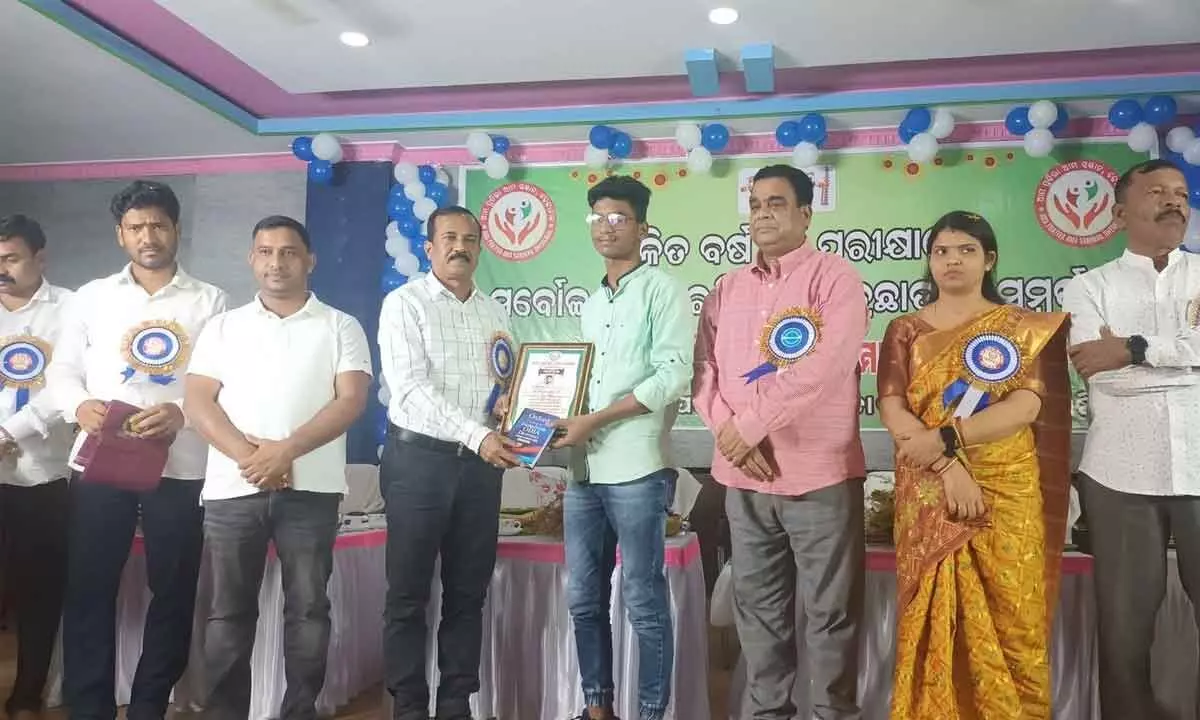 College toppers felicitated in Dhenkanal