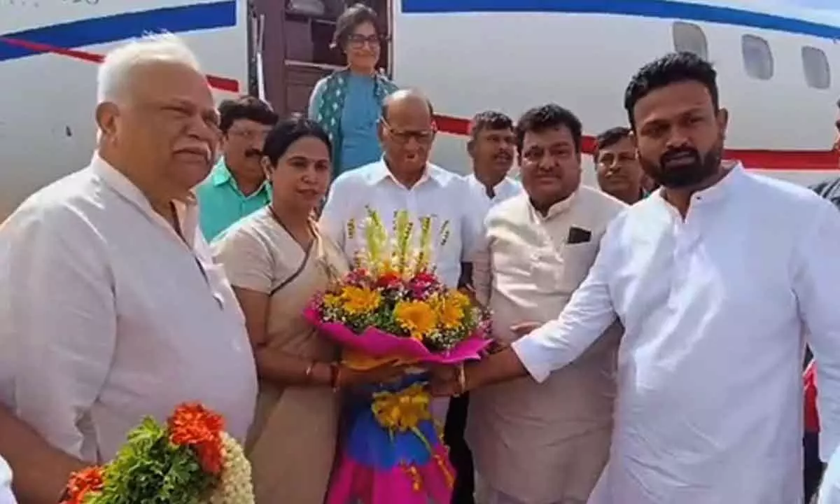 NCP chief Sharad Pawar in Bengaluru for Oppn meeting
