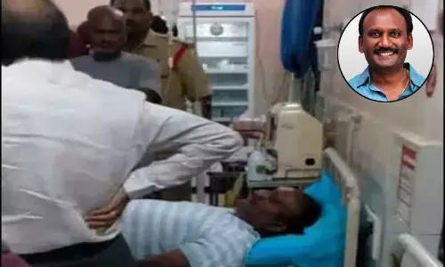 Andhra Pradesh: Amanchi Krishna Mohan suffers snakebite, condition stable