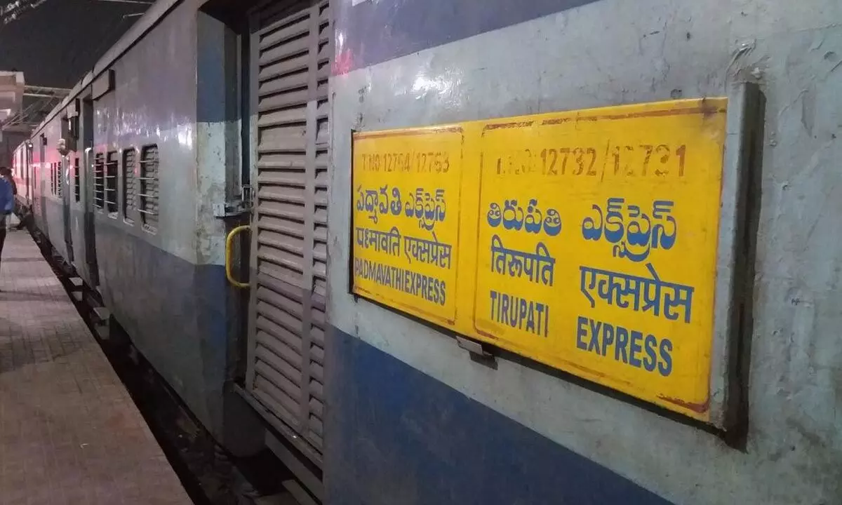 Padmavati Express train derails in Tirupati, few trains rescheduled