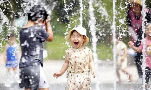 Heat wave watch issued for most regions in South Korea