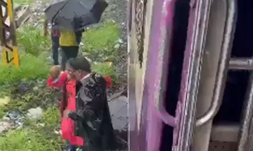 Shocker: Infant slips out of man’s arms, washed away in flooded Thane drain