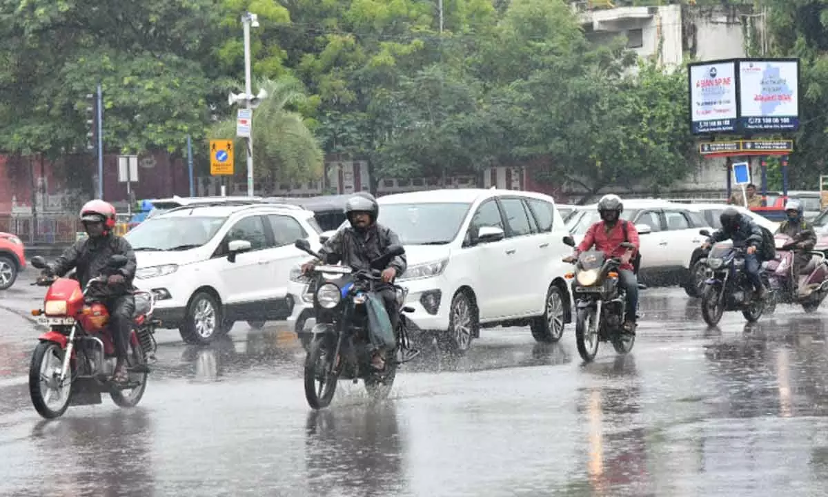 Rains lash Telangana for second day; govt gears up to tackle situation