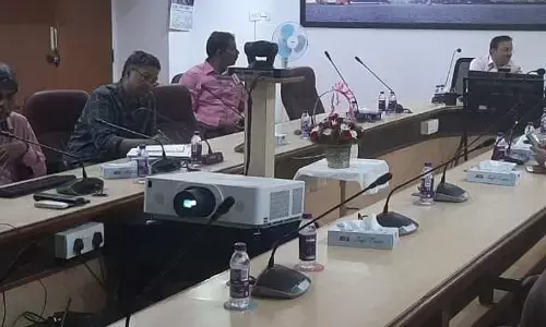 VPA Chairperson M Angamuthu along with other port officials taking part in the curtain raiser of GIMS-2023 in Visakhapatnam