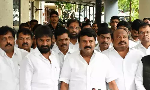 Ruling BRS BC leaders object to caste-based abuse by Oppn, Congress