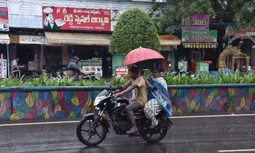 Normal life hit as heavy rain lashes East Godavari dist