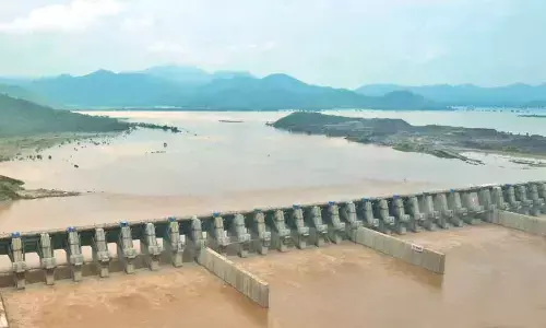 Godavari river rages at Polavaram, control rooms estabilished