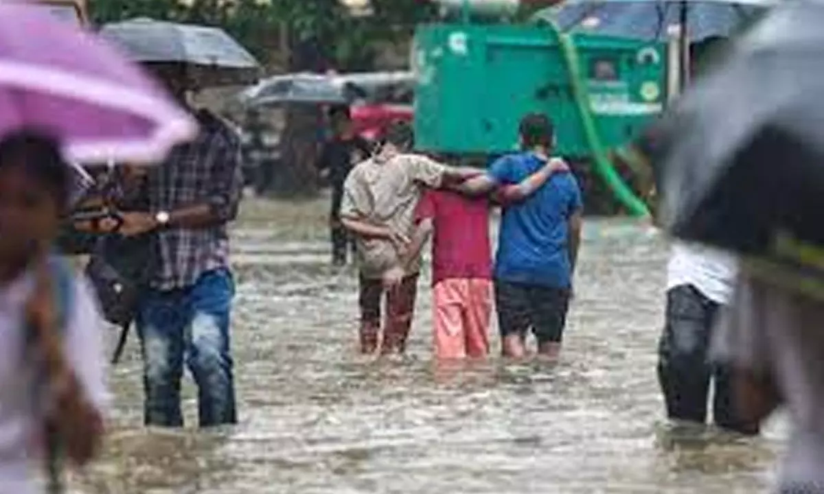 Mumbai rains: Heavy rains to continue for next 24 hours, orange alert issued