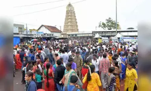 Women `Shakti’ boosts temple hundis: Rs 25 crore collected in a single month all over State Women `Shakti’ boosts temple hundis: Rs 25 crore collected in a single month all over State