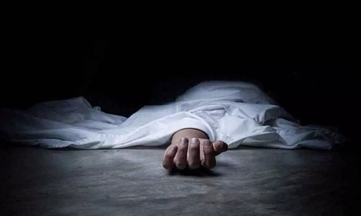 Youth ends life in Hyderabad after losing money in cricket betting