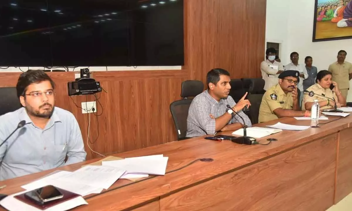 District Collector M Hari Narayanan holds review with officials over the arrangements for Rottela Panduga at Bara Shahid Dargah, in Nellore on Monday