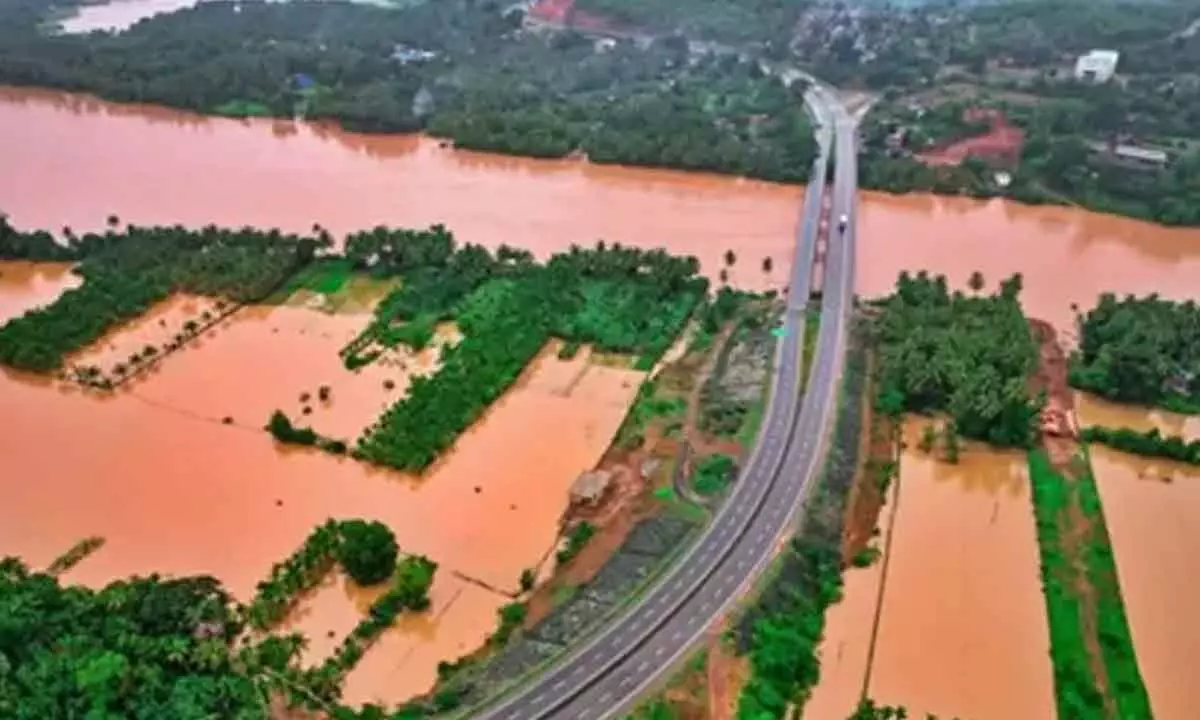 Five dead amid heavy rain in Ktaka, cities inundated