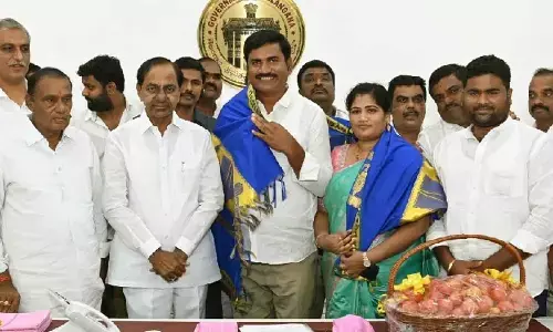 Telangana’s tomato farmer earns Rs 2 crore