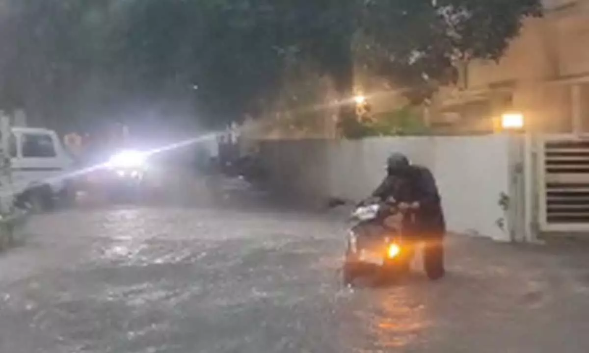 IMD warns of heavy rain across India