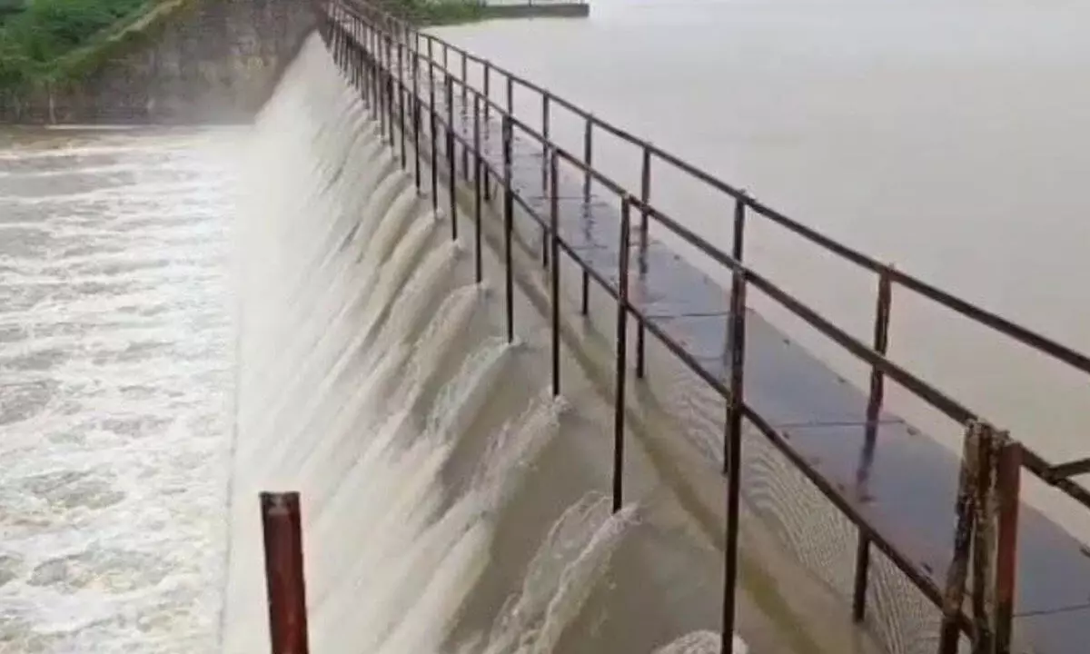 RANGAREDDY: Heavy rains lead to rising water levels at Laknapur project