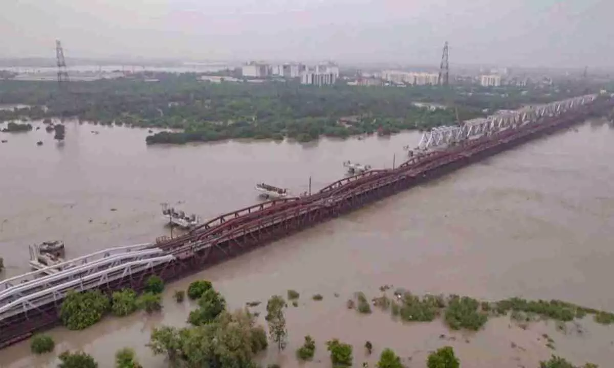 Delhi Yamuna Water Level Surpasses Danger Mark After Heavy Rainfall