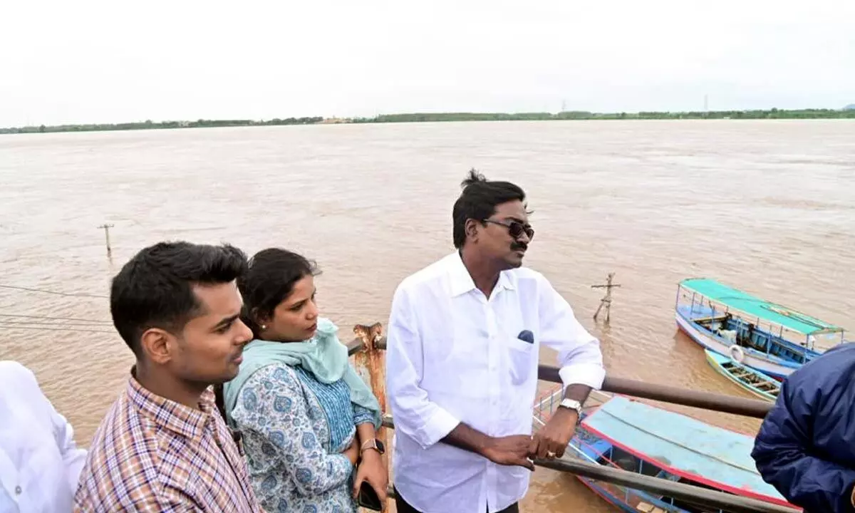 Minister for Transport Puvvada Ajay Kumar observed an overflow of flood water at Bhadrachalam