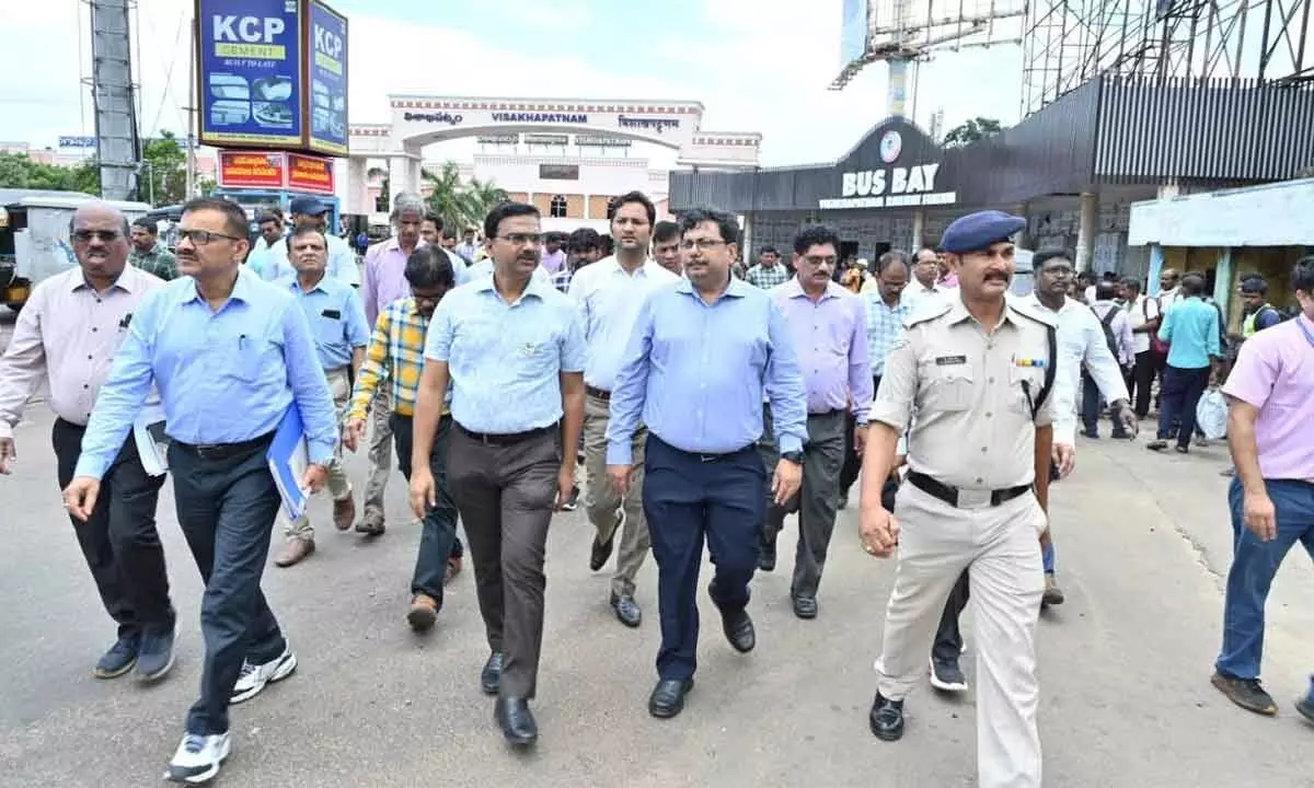 Inspection of Visakhapatnam station by DRM