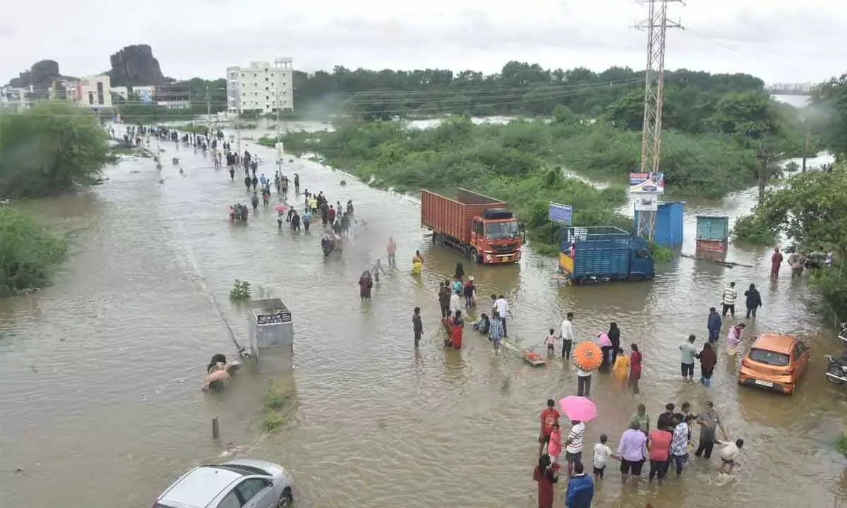 Heavy rains wreak havoc in Mulugu