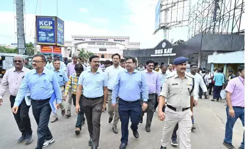 DRM inspects Visakhapatnam station