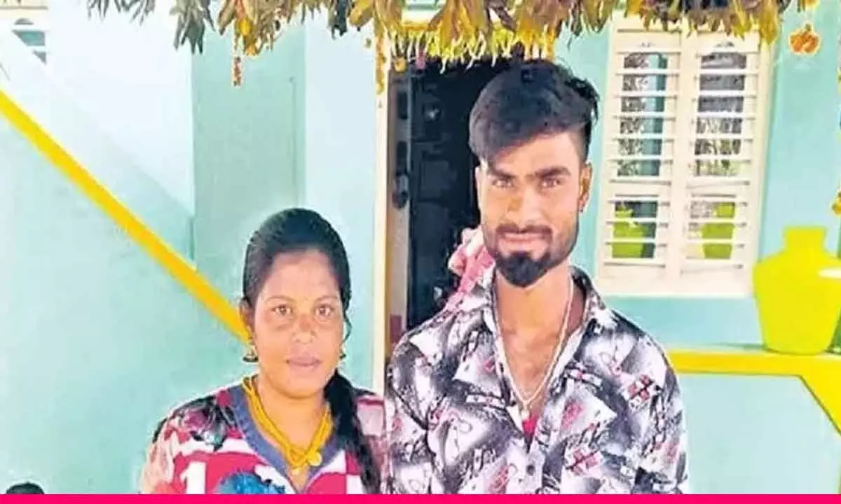 Young man from Chittoor marries Sri Lanka girl, police serves notice