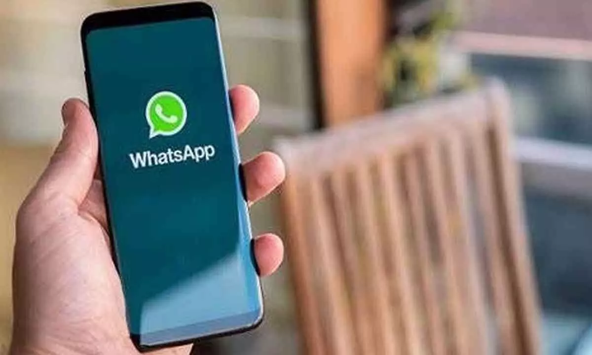 WhatsApp adds faster way to send short videos in chats