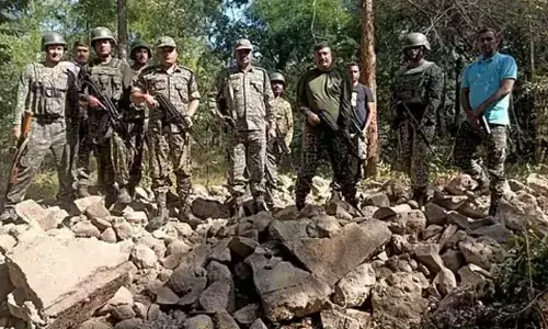 Fierce encounter leaves 6 Naxals killed or injured: Officials