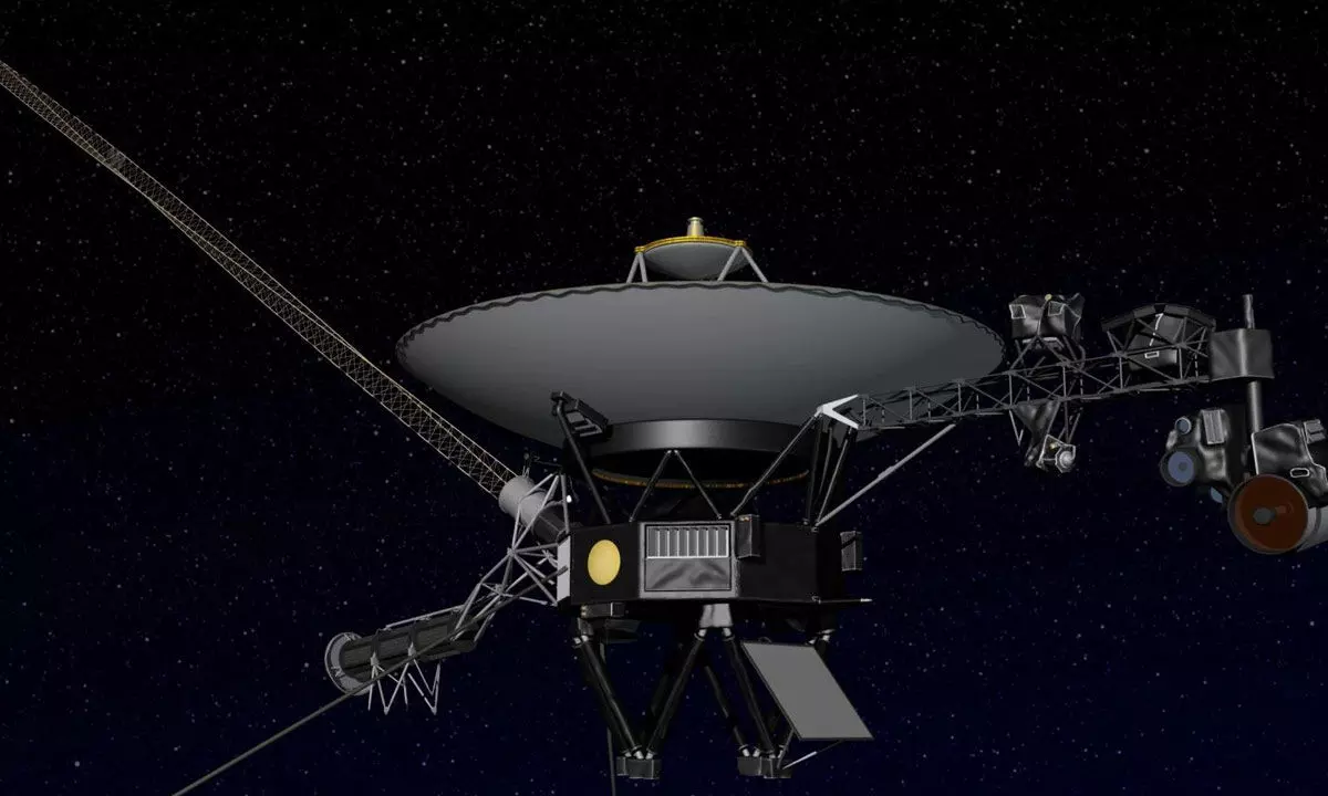 mission update voyager 2 communications pause