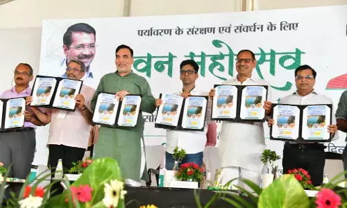 Gopal Rai hosts third Van Mahotsav program in Asola Bhati