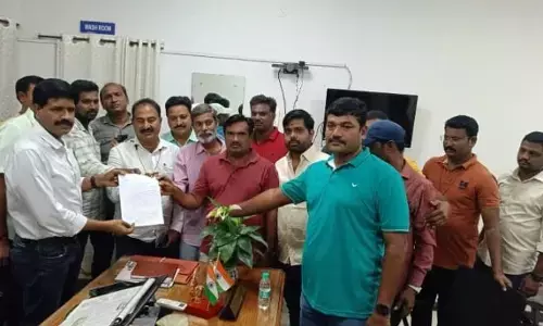 Scribes file complaint against executing agency of cable-stayed bridge