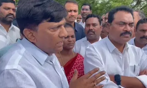 Vinod Kumar tours mote stream areas of Ramadugu mandal