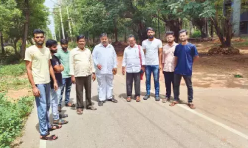 Left parties suggest master plan road on either side of SVU campus