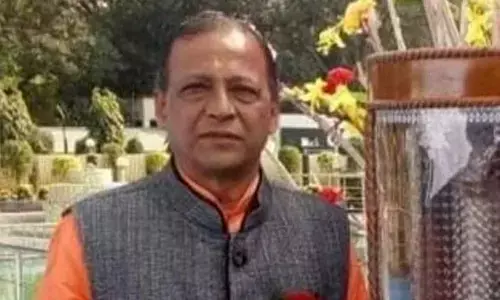 Put Hockey Village on tourist map: Bisi