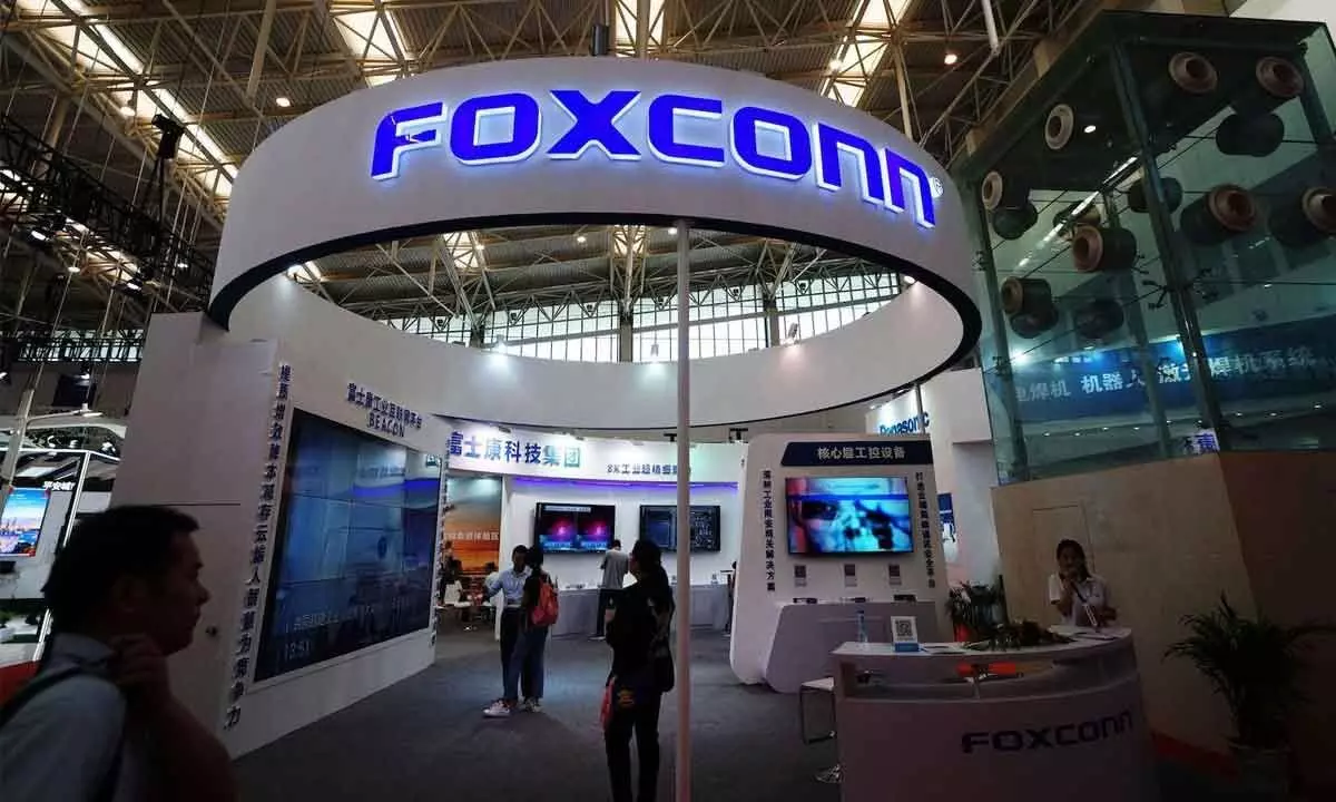 Foxconn to invest Rs 1,600 cr in TN mfg facility