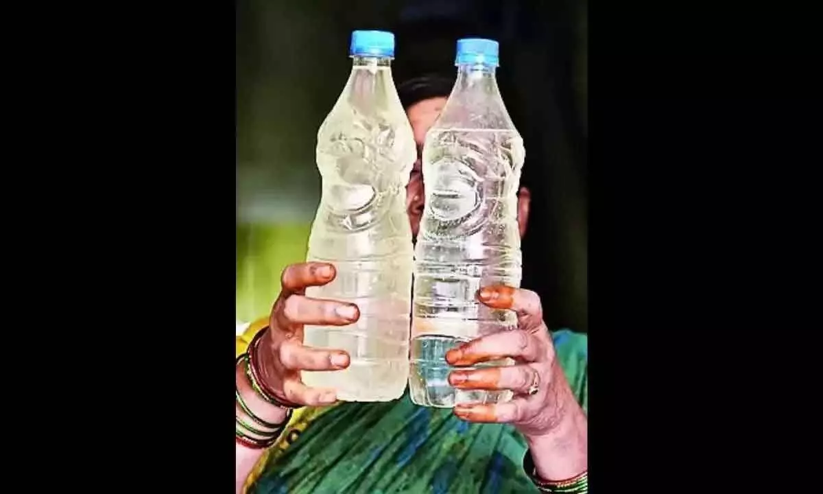 Amid rains Hyd residents raise a stink over contaminated water