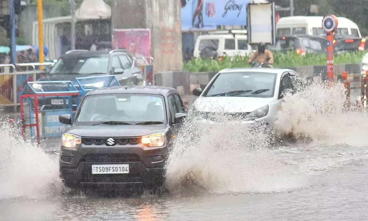 Hyderabad: Brief spell of heavy rain throws city out of gear